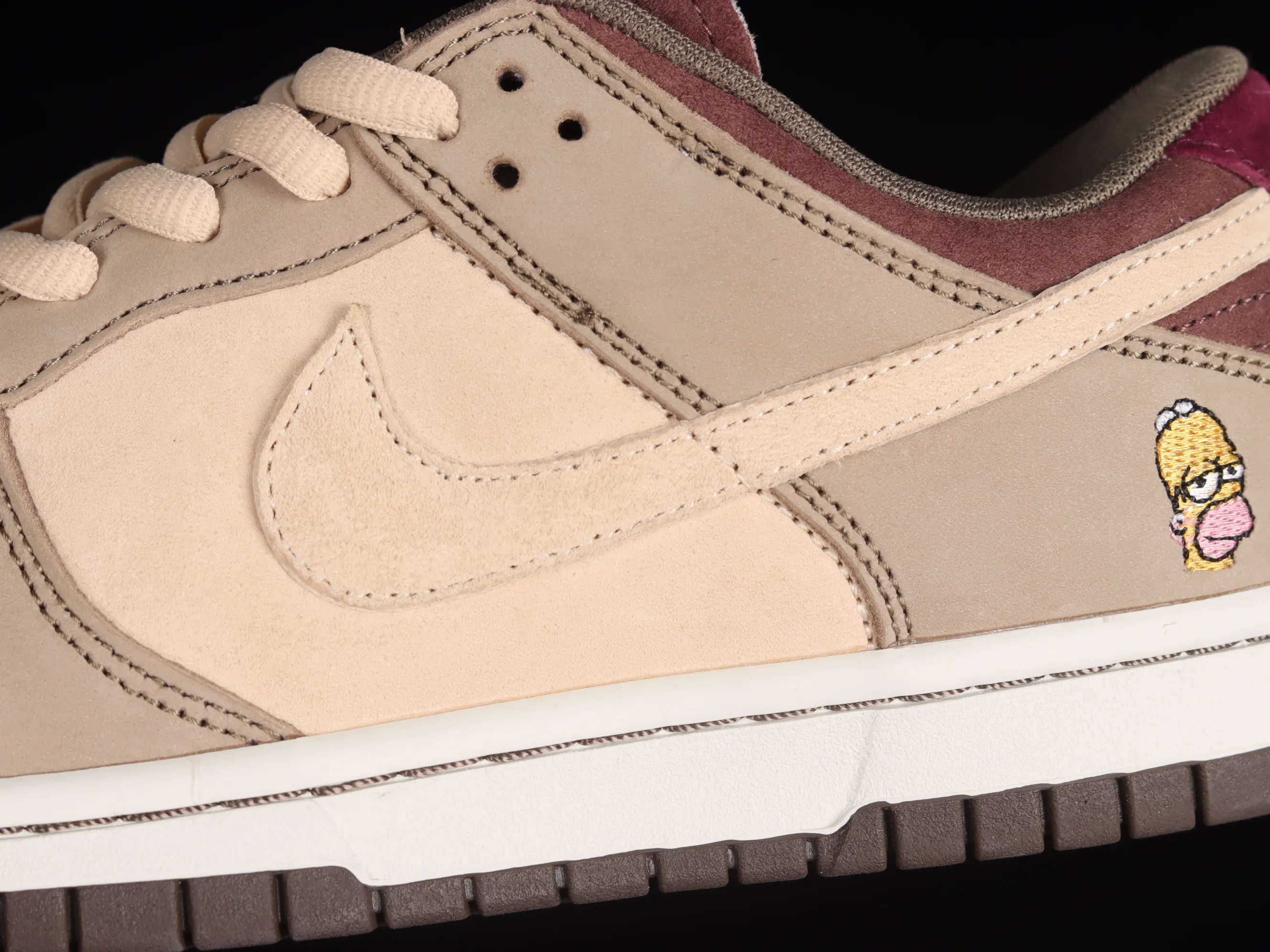 All Categories Nk SB Dunk Series Nk SB Dunk Low Low-top sneakers Otomo Katsuhiro x Nk SB Dunk Low "Steamboy OST" Creative customization collaboration Otomo Katsuhiro joint SB low-top sports and leisure sneakers LF0039-030